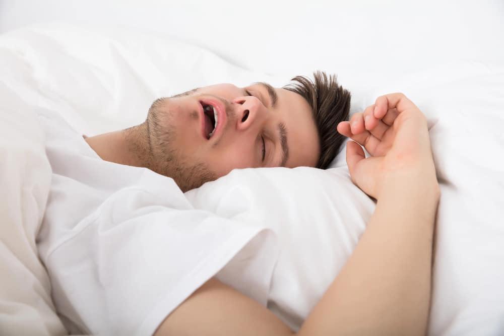 Why Is My Mouth So Dry? Causes & Effects on Teeth